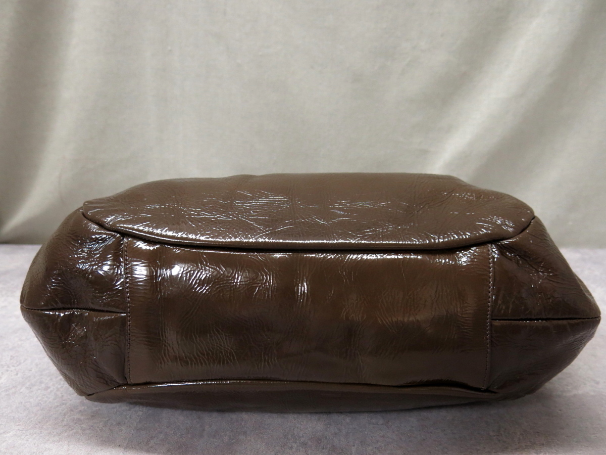 ○超美品○PRADA プラダ○エナメル パテント レザー 本革  