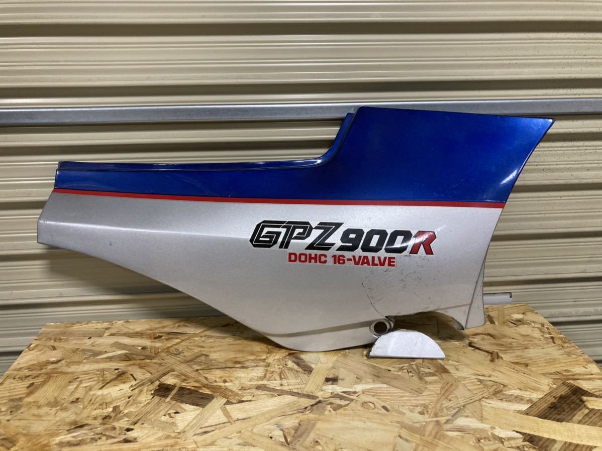 GPZ900R サイドカバー | バイク 部品 ZX900A 右 カワサキ サイドカバー 
