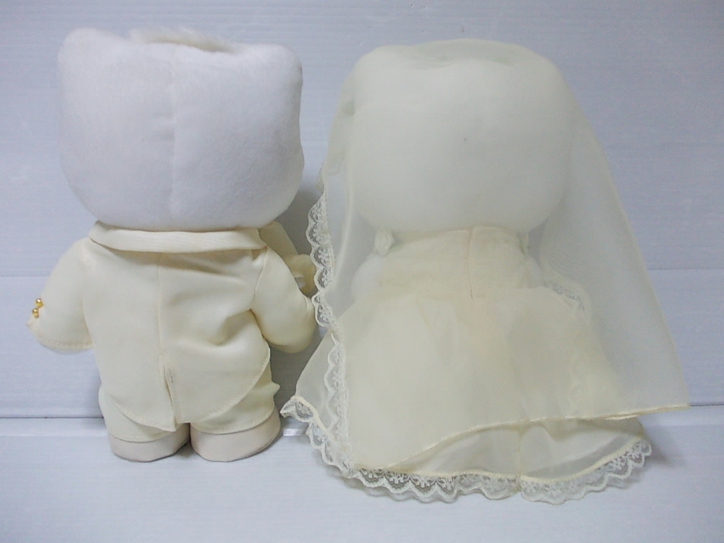 ハローキティ&ダニエルぬいぐるみウェディングドレスマロニエM