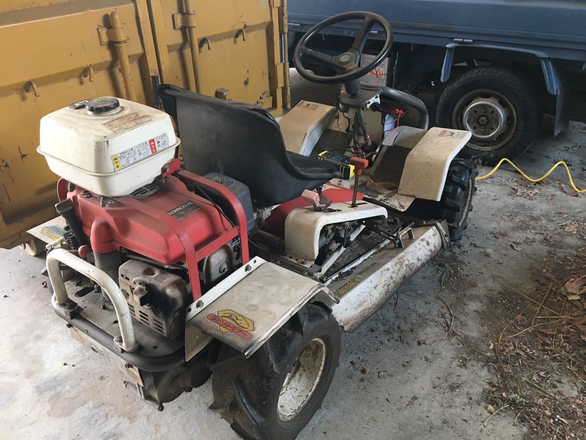 乗用草刈機 ラビットモアー_5