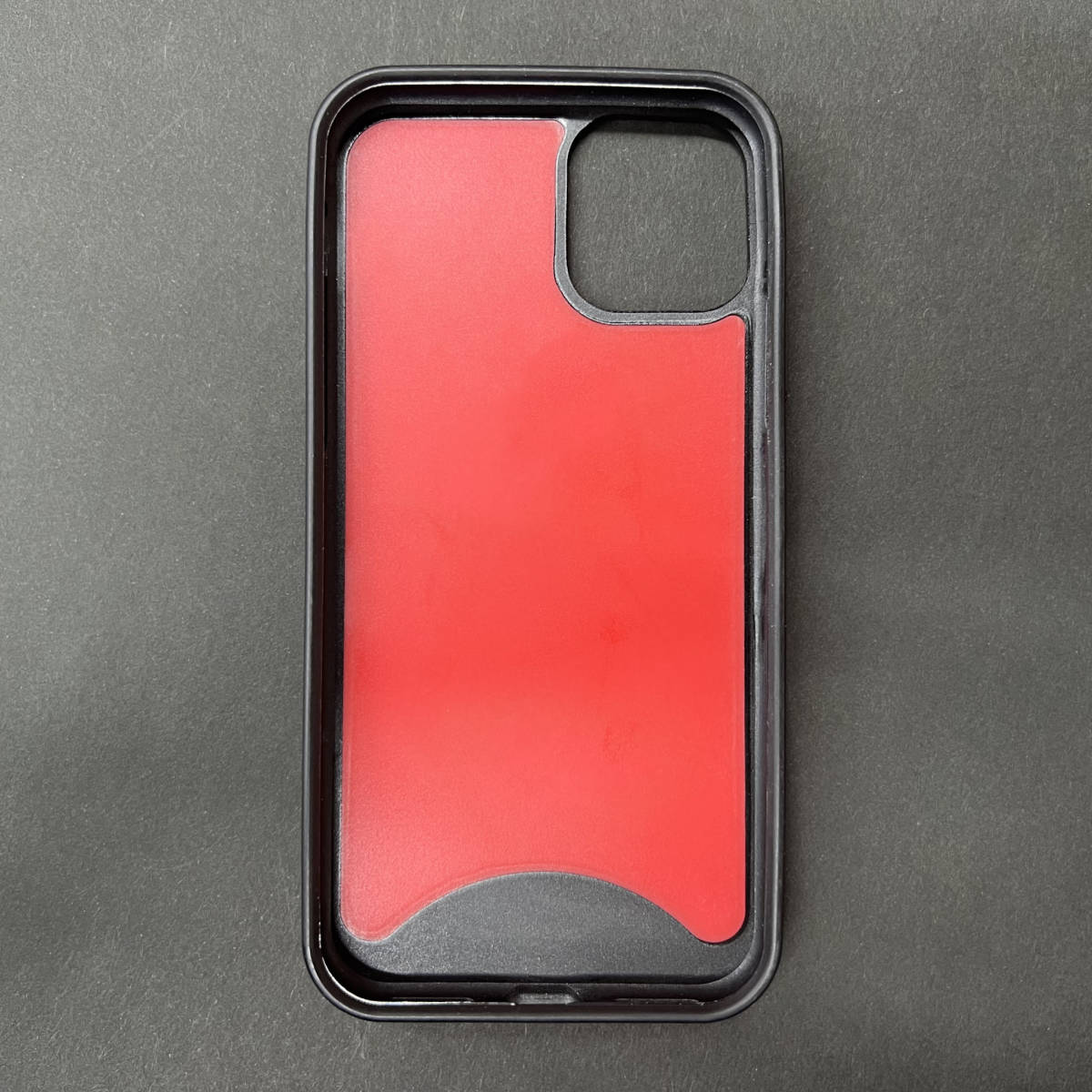 未使用 クリスチャンルブタン iPhone11Pro用ケース クリスチャン