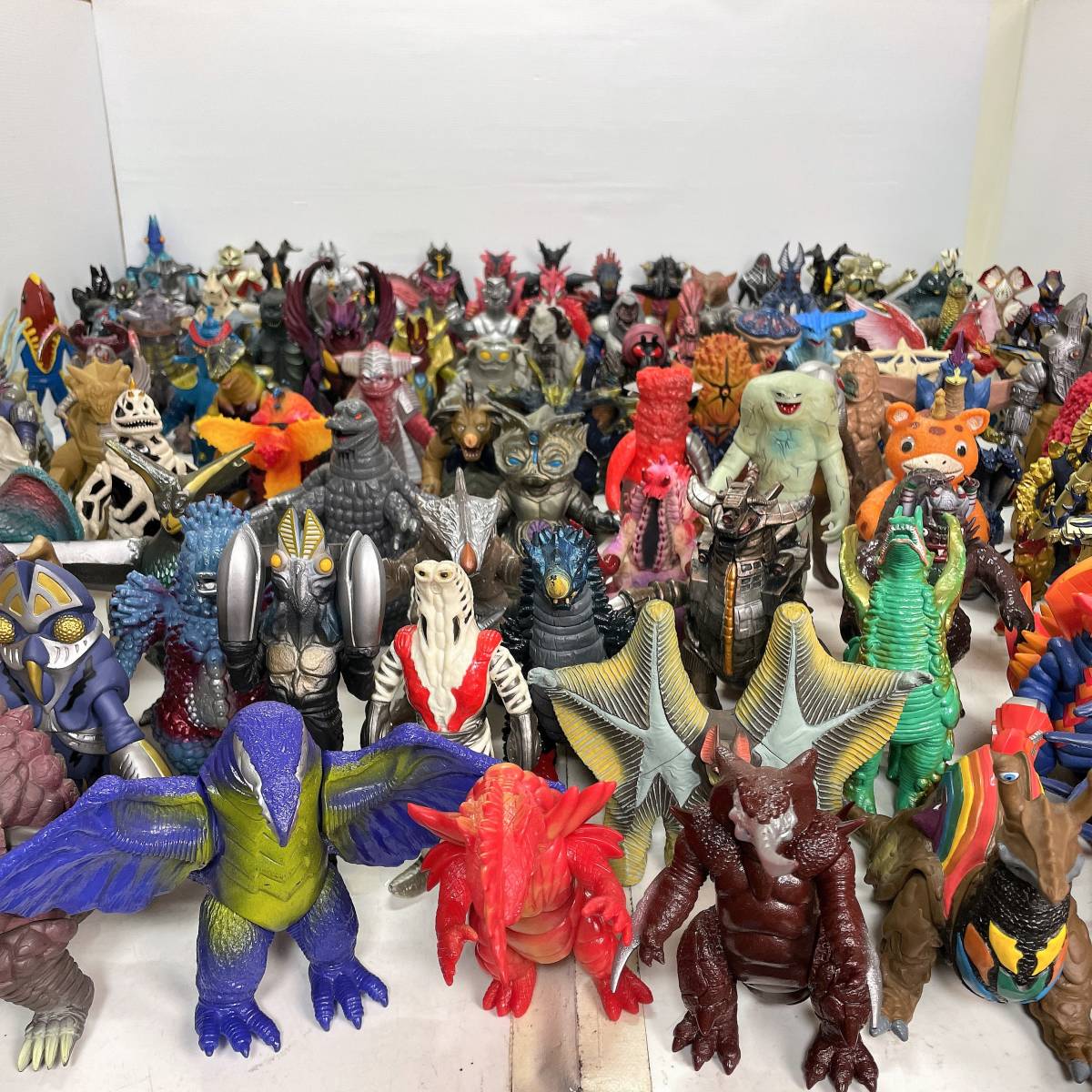 ウルトラマン 怪獣 宇宙人 ウルトラ怪獣シリーズ ① ソフビ ソフト