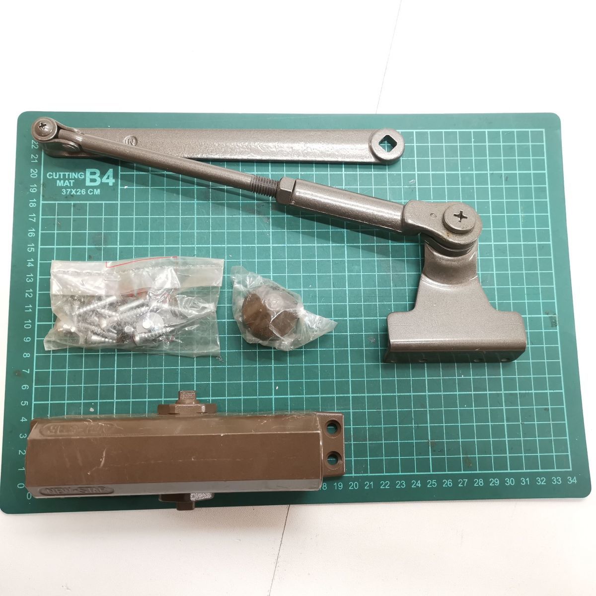 未使用長期保管品 ニュースター NEWSTAR ドアクローザー DOOR CLOSER 業務用#10322