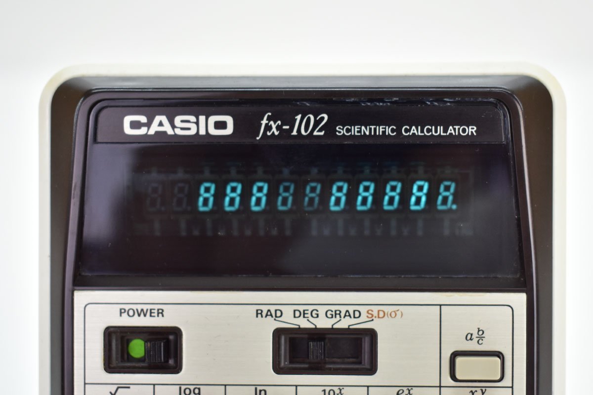 インテリアとしての蛍光管表示式関数電卓 CASIO fx-102 蛍光管表示 関数電卓 カバー 取説付き[カシオ][計算機