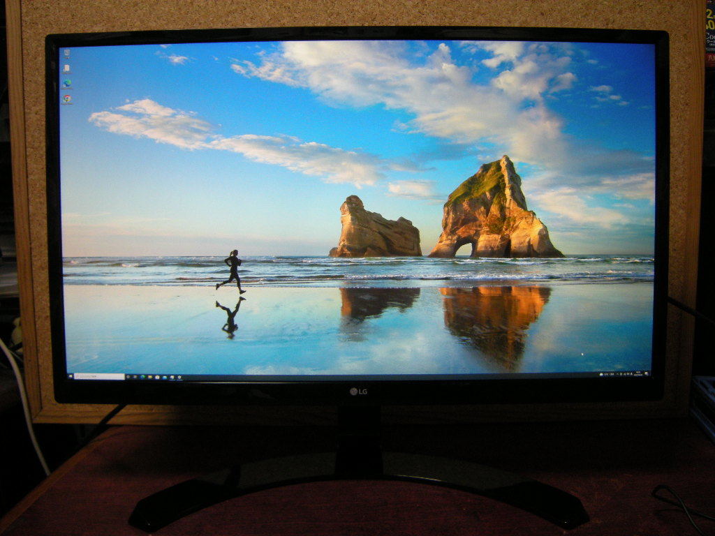 中古 LG 24UD58-B 23.8インチ 4Kモニター LG 24UD58-B 4K 中古品