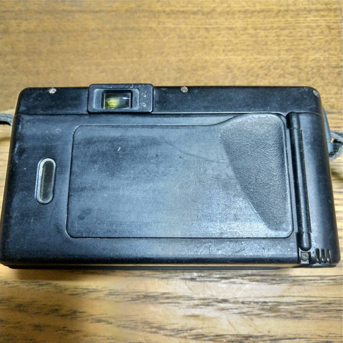 【良好品】★Konica コニカ 現場監督 WB28 コンパクトフィルムカメラ ★完動品★ コニカ 現場監督 Konica シャッターOK・ジャンクKonica 人気の現場用 GENBAKANTOKU