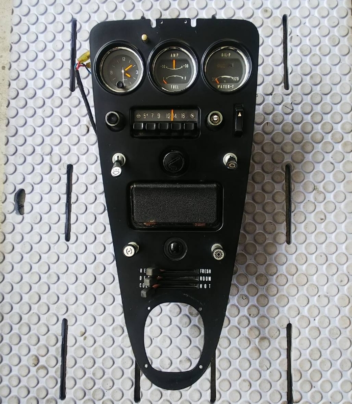 マツダ ファミリア ロータリークーペ プレスト (検索 センター パネル メーター 灰皿 ラジオ M10A 10A GS ロータリー クーペ セダン パネル