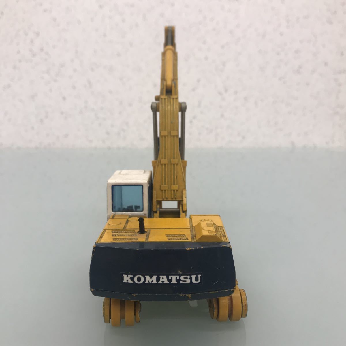 ジャンク】KOMATSU コマツ ダイキャスト コンボショベル PC200 K-004