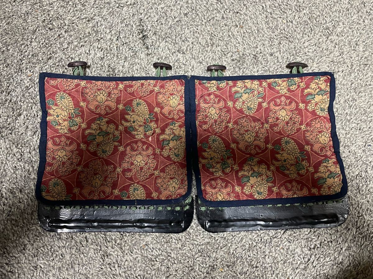 江戸 六段切付小札袖 鉄、黒漆 23×22cm 780g 甲冑⁄武具 公式通販 小
