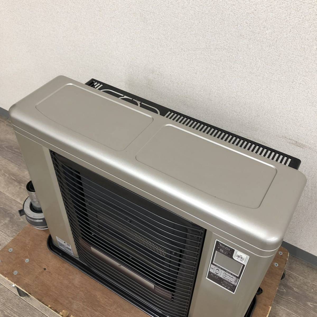 サンポット 2021年製 Sunpot ゼータスイング FF式 石油暖房機 FFR 
