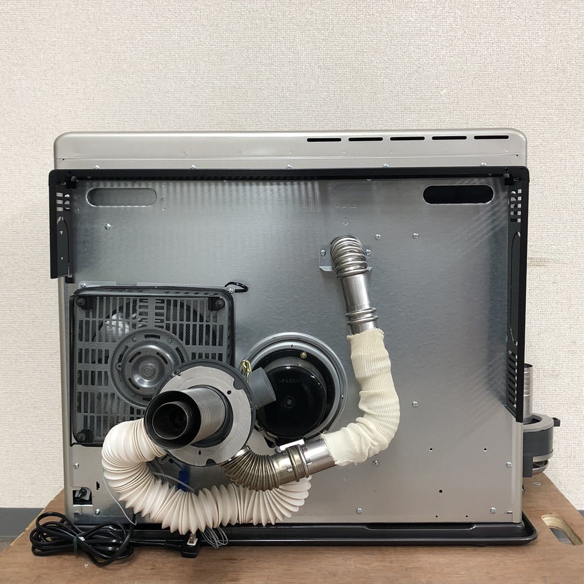 サンポット 2021年製 Sunpot ゼータスイング FF式 石油暖房機 FFR 