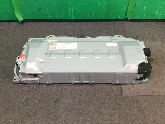 カローラツーリング 6AA-ZWE211W バッテリー 070 G9280-47150 G9510