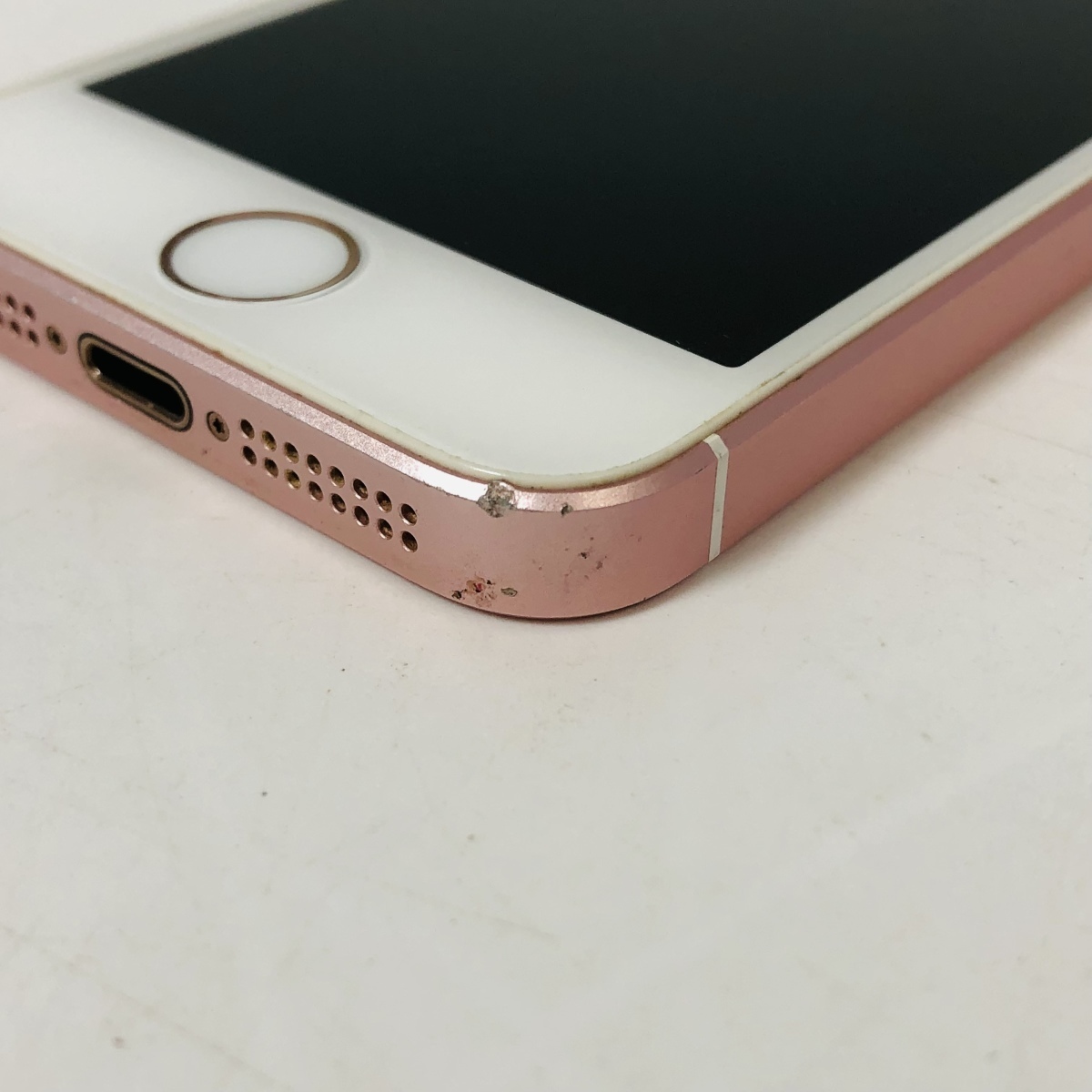 SIMフリー iPhone SE 64GB ローズゴールド MLLN2J/A MLXQ2J/A iPhone