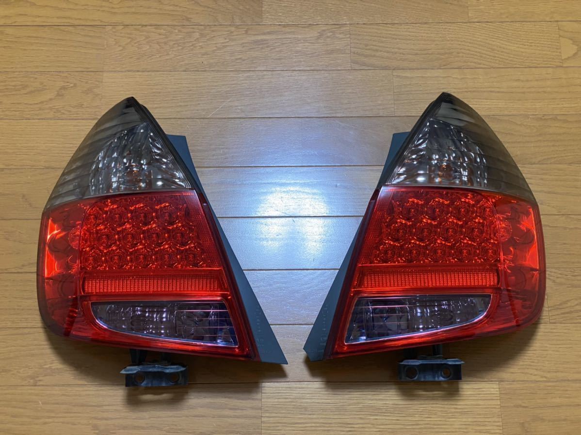 ホンダ フィット GD1 純正LEDテールランプ