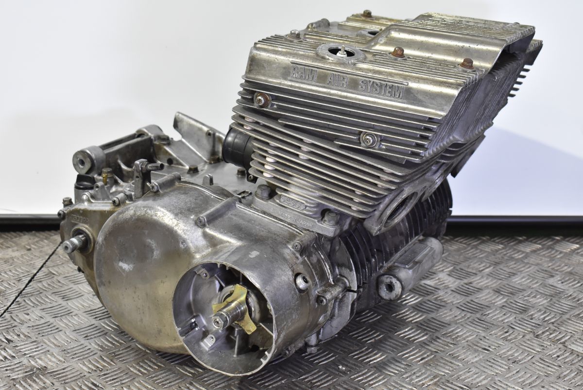 当時物 純正 GT550 エンジンASSY 0027 検) GT380(エンジン本体)｜売買