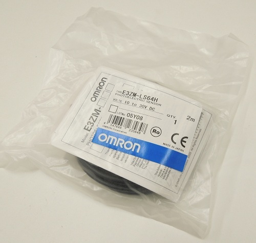 E3ZM-LS64H 2M　アンプ内蔵形光電センサ　オムロン　未使用品