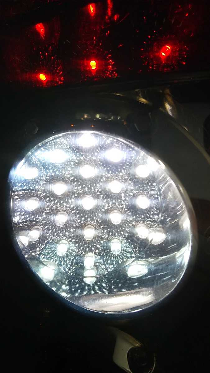 70 ヴォクシー ノア ヴァレンティ LEDテール スモーク 【公式通販】