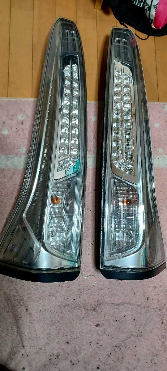 セレナ C26 LEDテールランプ 純正テール 左右セット クリアレンズ