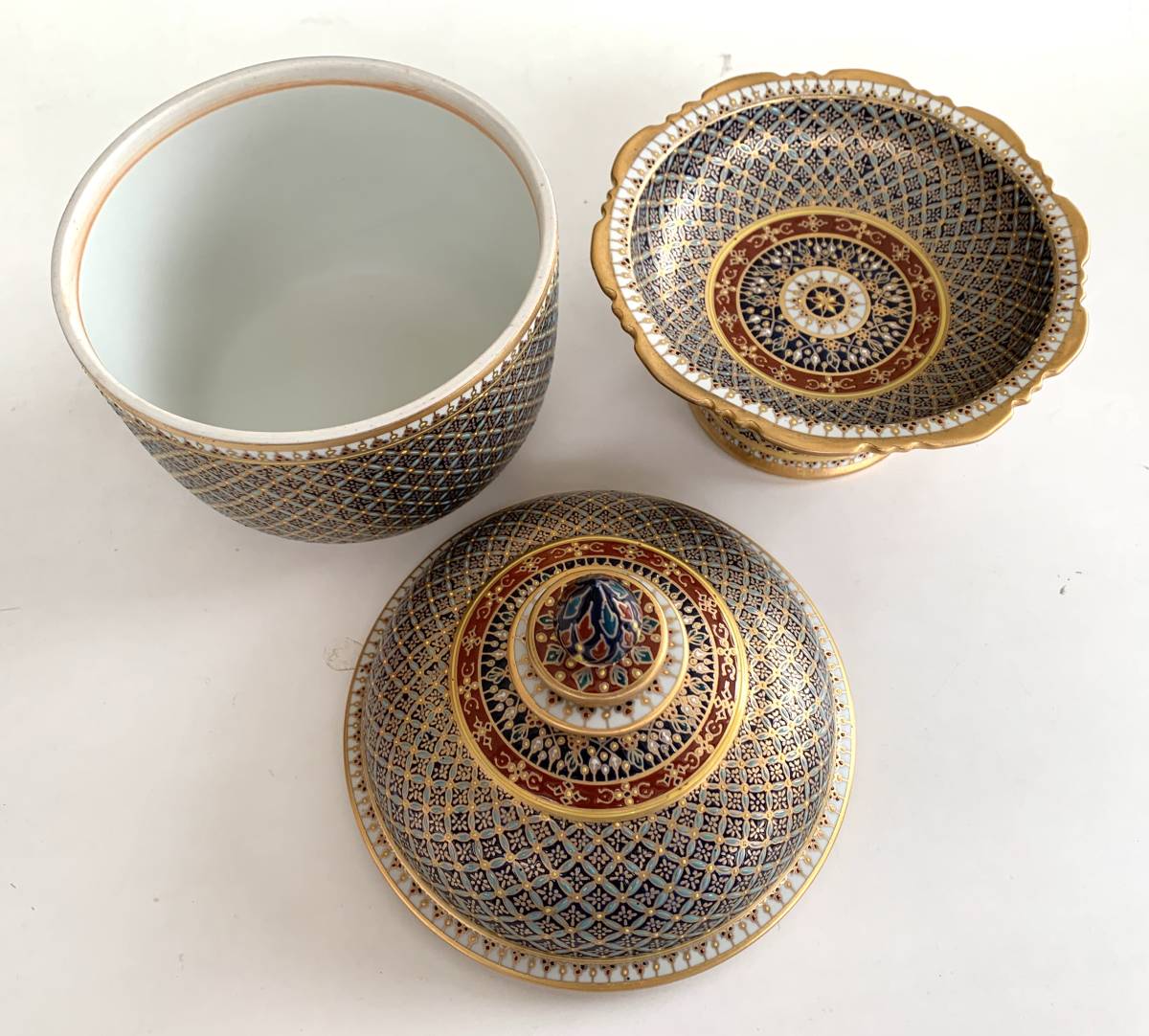 ベンジャロン焼き タイ 陶器 壺 14×H18cm 高台付き皿 14×H6.5cm セット