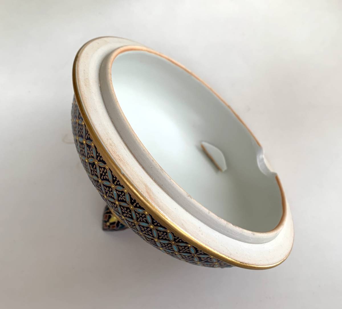 ベンジャロン焼き タイ 陶器 壺 14×H18cm 高台付き皿 14×H6.5cm セット