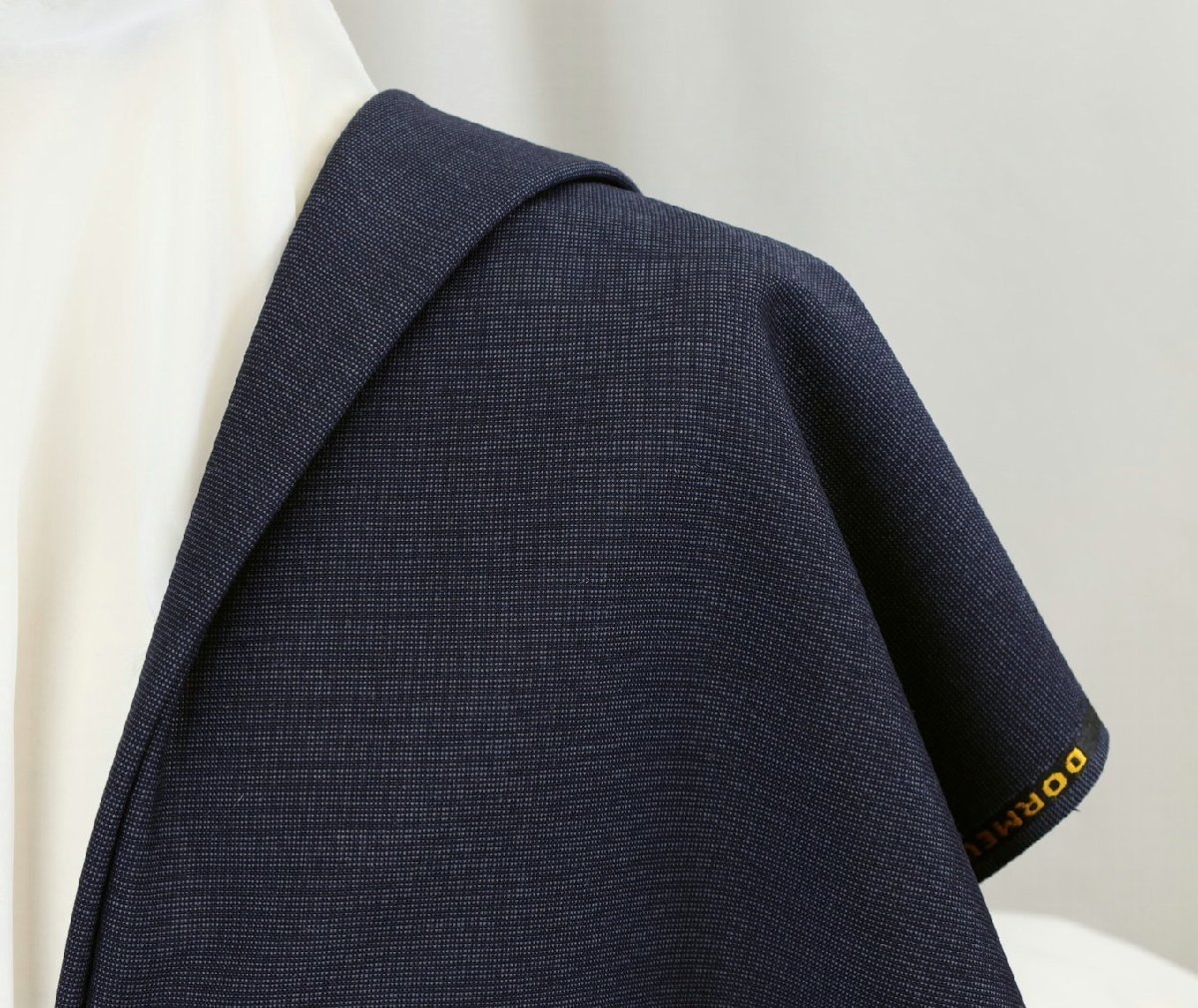 格安，HOT 本物ヴィンテージ服地 幻のドーメル TONIK トニック 乾いた濃紺に無地風のピック＆ピック/生地長さ2.75m(Sサイズ以下)｜売買されたオークション情報、yahooの商品情報をアーカイブ公開 - オー Sサイズ以下