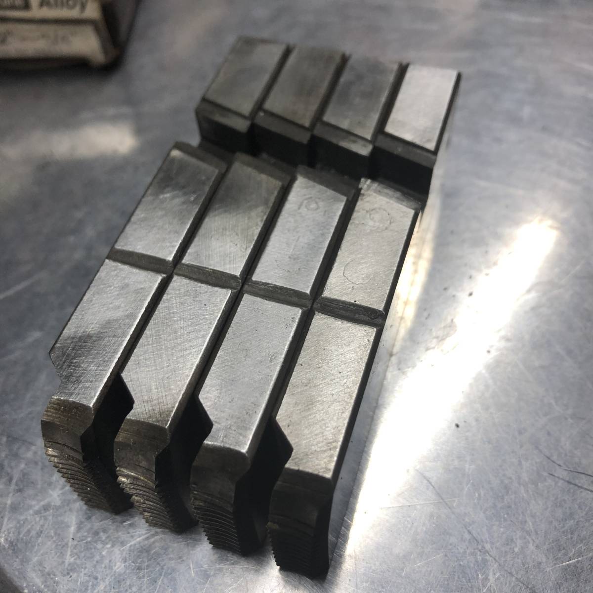 アサダ　管用テーパーねじ用チェーザ　ＡＴ１／２　－３／４　ステンレス管用　HSS NO.89203 中古 〇アサダ Asada チェーザ AT1&frasl;2～3&frasl;4 ねじ用チェーザ 等 5箱まとめ