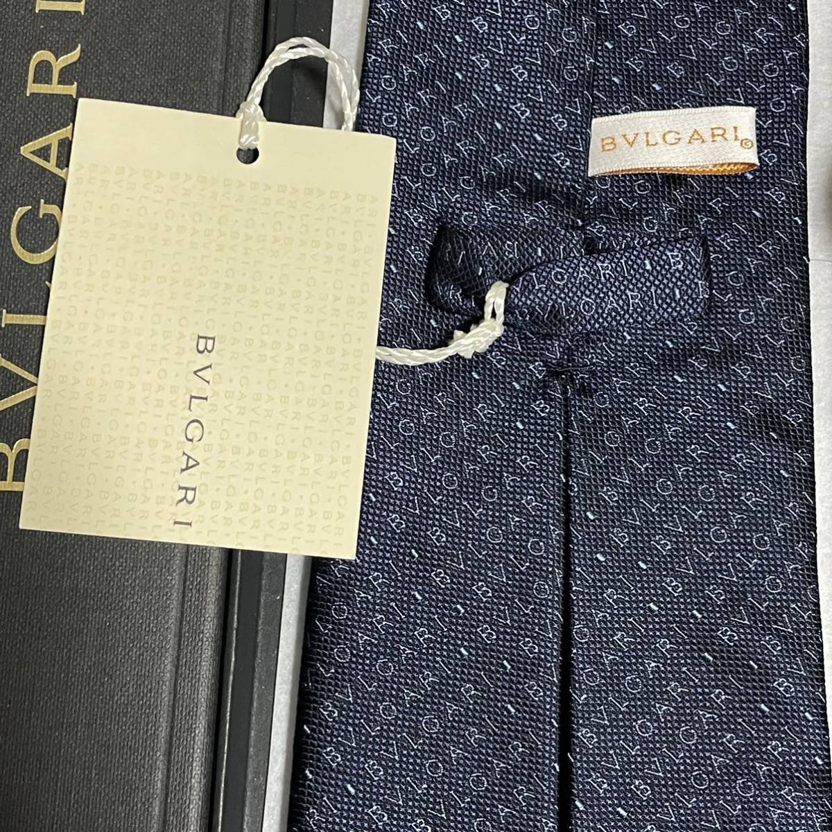 ブルガリ ネクタイ BVLGARI ロゴマニア 新品未使用 セブンフォールド