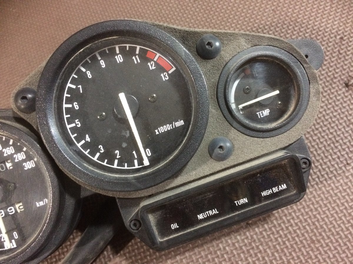 トライアンフ.スラクストン1200R純正オプション.ローハンドルバー