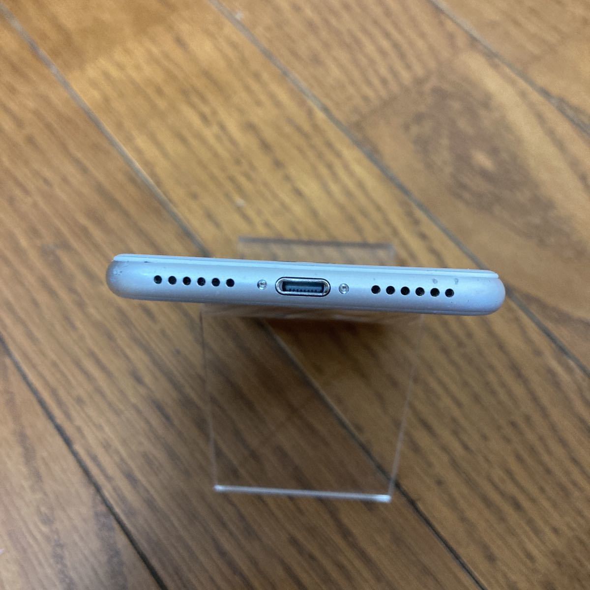 ☆iPhone7 32GB☆SIMフリー☆シルバー☆バッテリー84%☆難あり