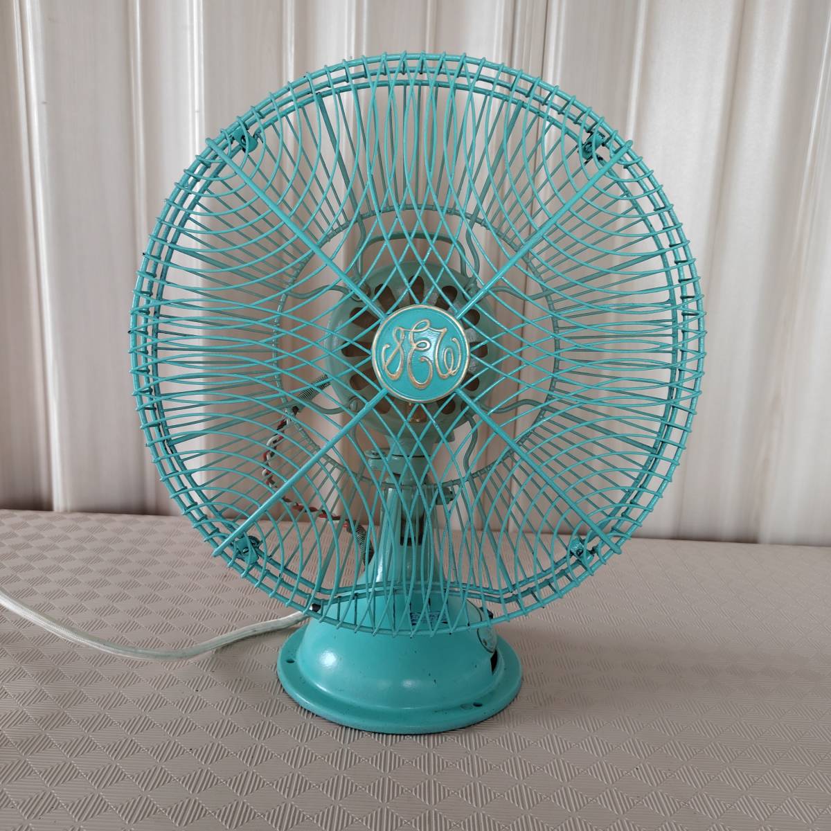古い扇風機、（芝浦Cat.No.7017真鍮4枚羽12インチ） 可動品の出品