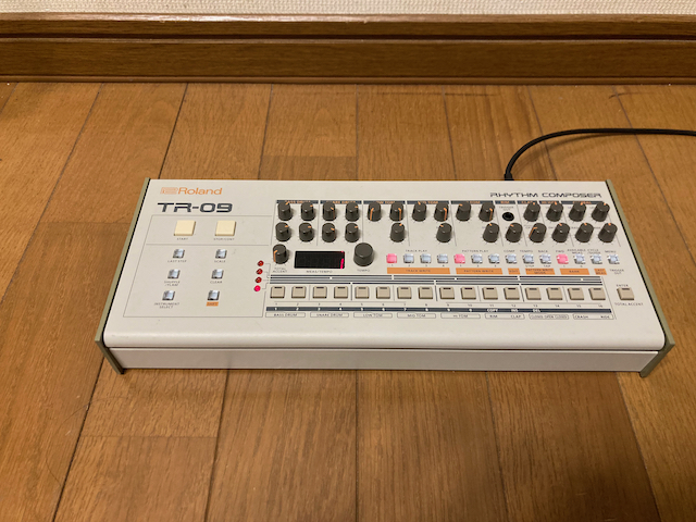TR-09 Roland Rhythm Boutique Composer - 中古 roland Series Machine