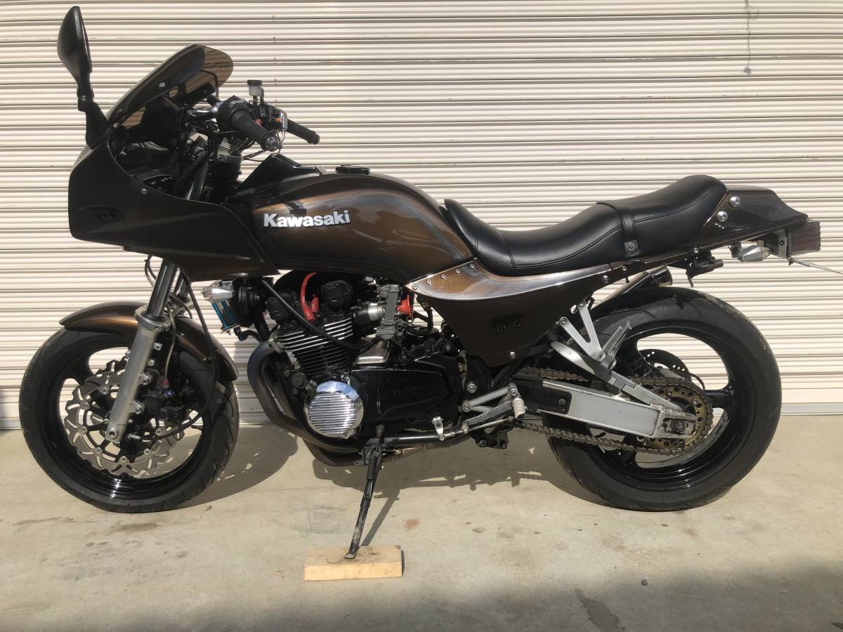 カワサキ GPZ400F フルカスタム 初度昭和59年 車検R5/8月まで (検索