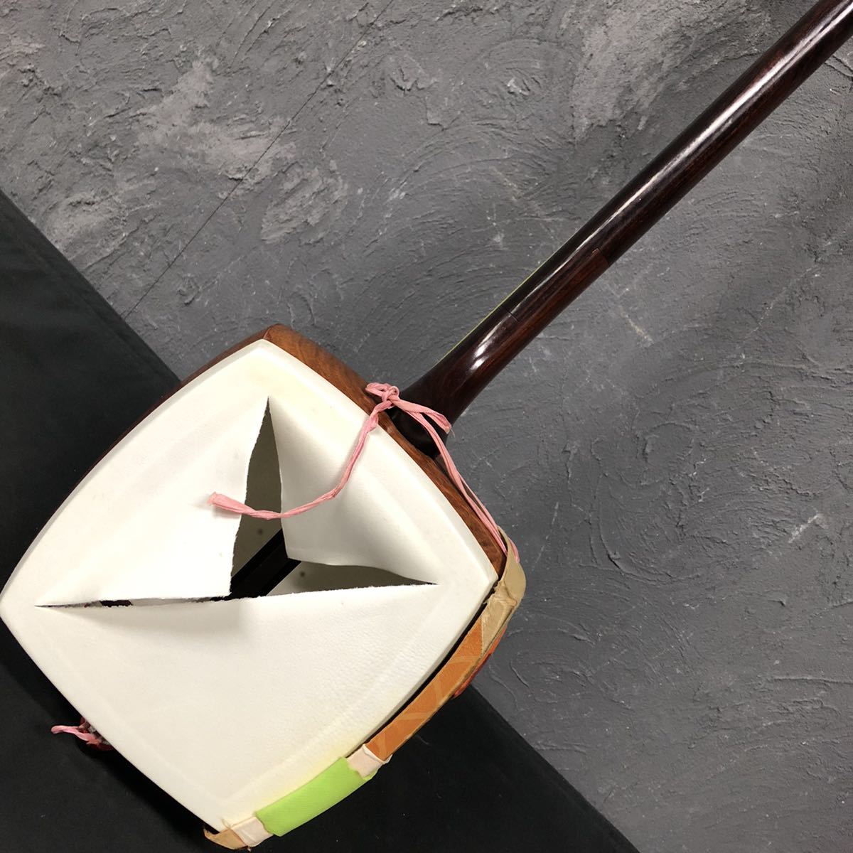 三味線 細棹 和楽器 鼈甲撥 長唄 紅木高級三味線 (Gtside-hy) 三味線 綾杉
