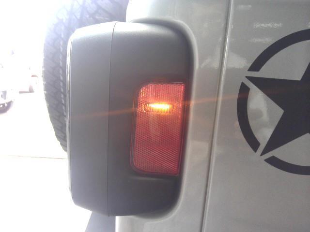 Jeep 純正ブレーキランプWrangler JL用（2020年式） 18y- ジープ