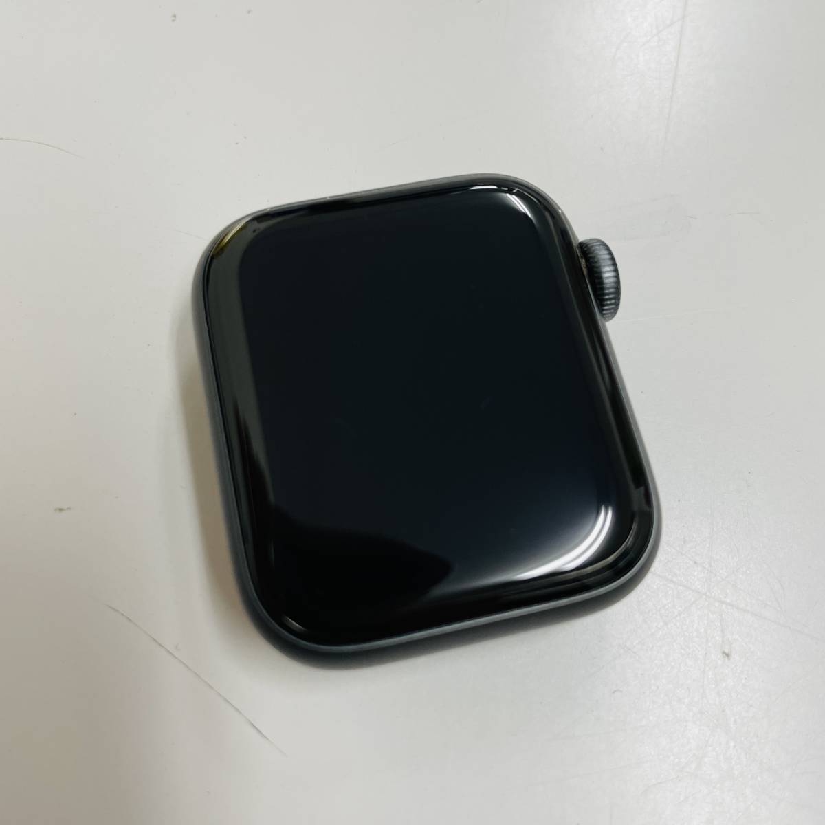 Apple Watch SE / 40mm / 動作未確認