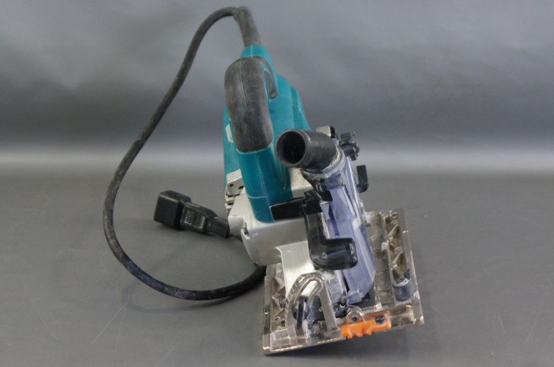 ggg51 makita マキタ 125mm 防じん マルノコ KS5200FX 121～125mm 電動工具 大工道具 木工用 丸ノコ