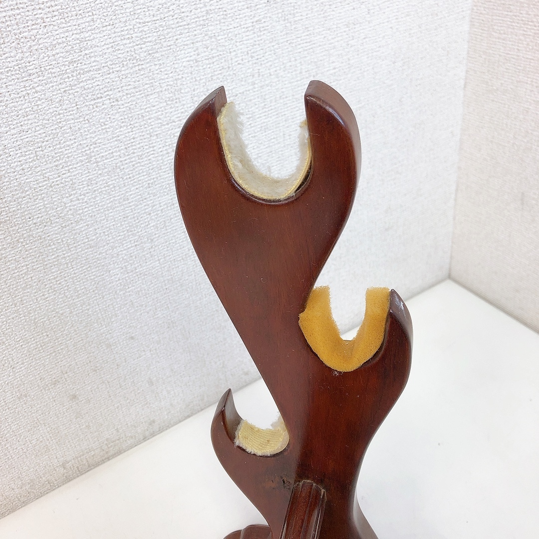A50 唐木　螺鈿花文　三本刀掛け　幅約55cm 重さ約2.3kg 武具　刀掛 刀掛け 螺鈿細工 草花文 三本掛け】唐木 刀掛台 刀台 日本刀/太刀 刀剣