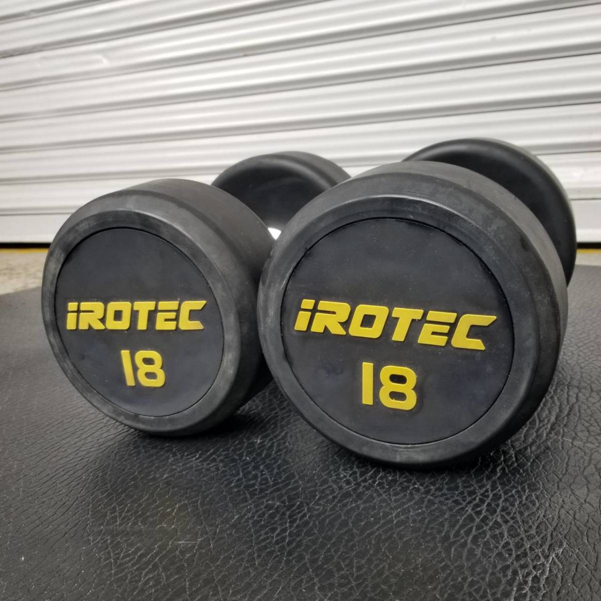 iROTEC アイロテック ラバー付きプレート 20kg×2 合計40kg ダンベル