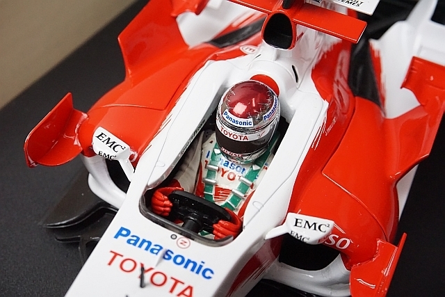 Panasonic Racing ミニチャンプス 1⁄43 Toyota F1 パナソニック