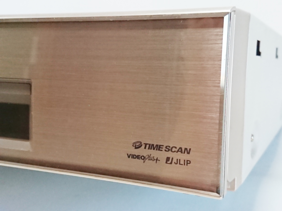○ビクター Victor 最高級 S-VHSビデオデッキ HR-X7 【ジャンク】部品 