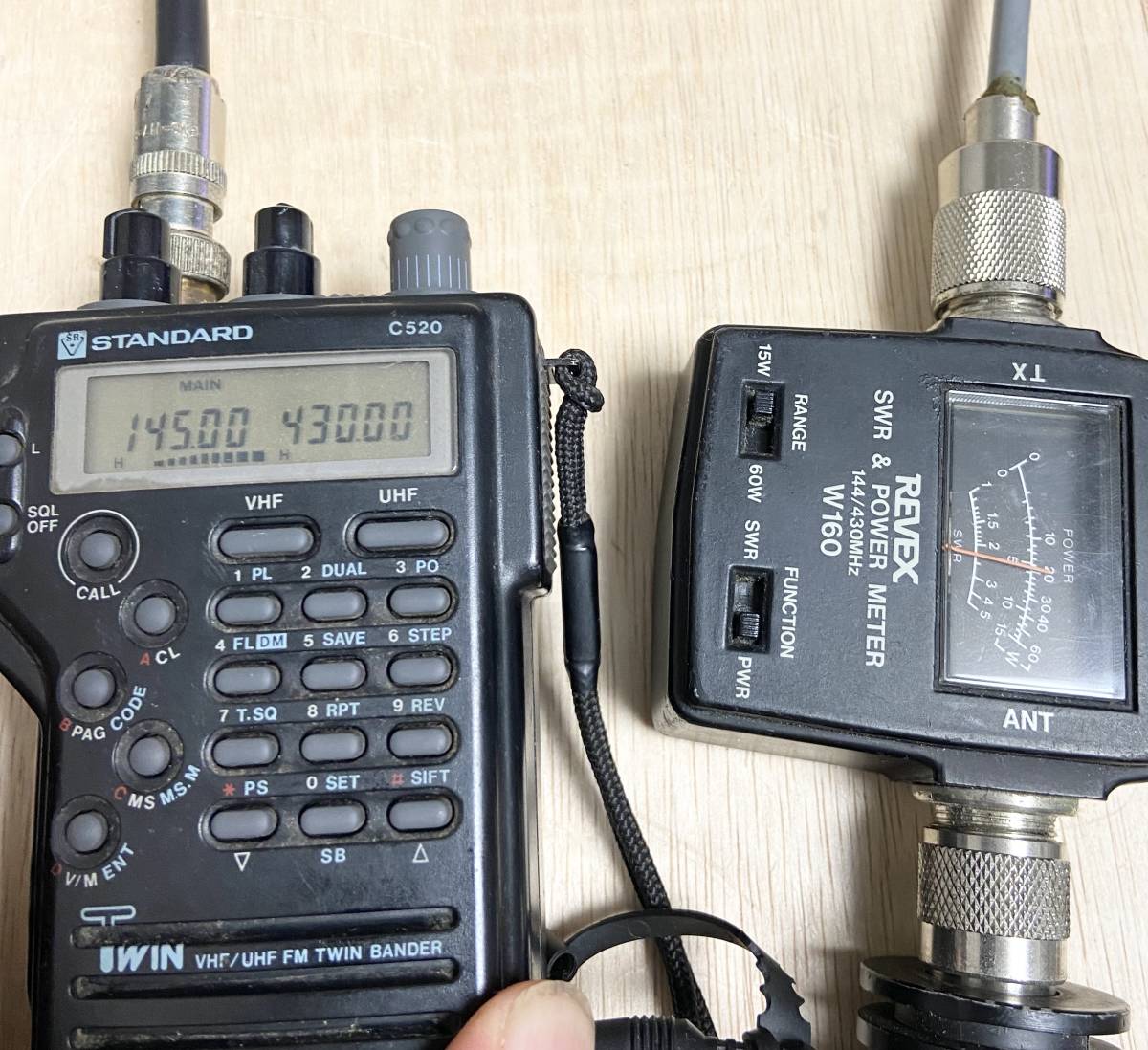 STANDARD C520 144/430 FM ハンディー機 無線機 スタンダードC520