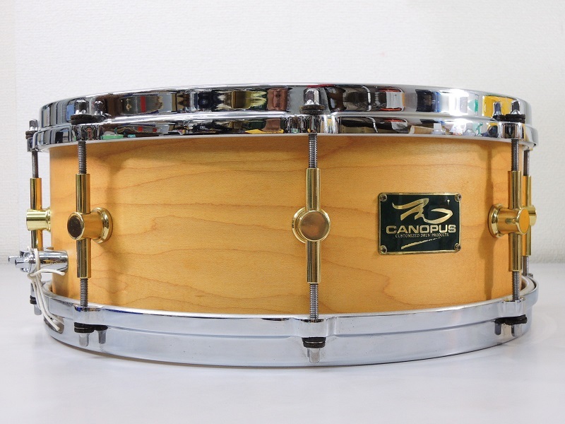 豊富な，本物保証 CANOPUS 14インチ カノウプス カノープス メイプル スネア ドラム Pearl ケース付 REMO&theta;(スネア)｜売買されたオークション情報、yahooの商品情報をアーカイブ公開 - オークファン スネア