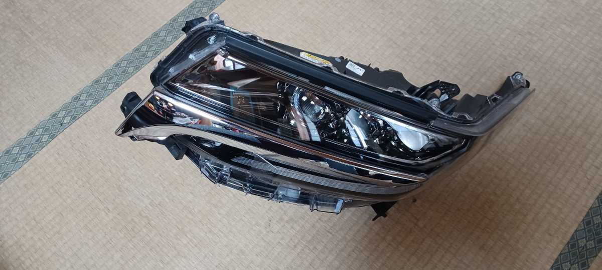 1スタ アルファード 30 後期 ヘッドライト 左 LED ICHIKOH 58-91 