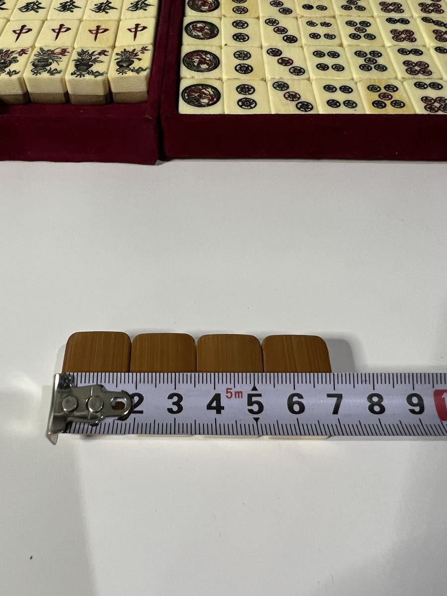 桃花島】A0038D0 麻雀牌 竹背 象牙風 高級麻雀牌 手彫り 麻雀 中国美術