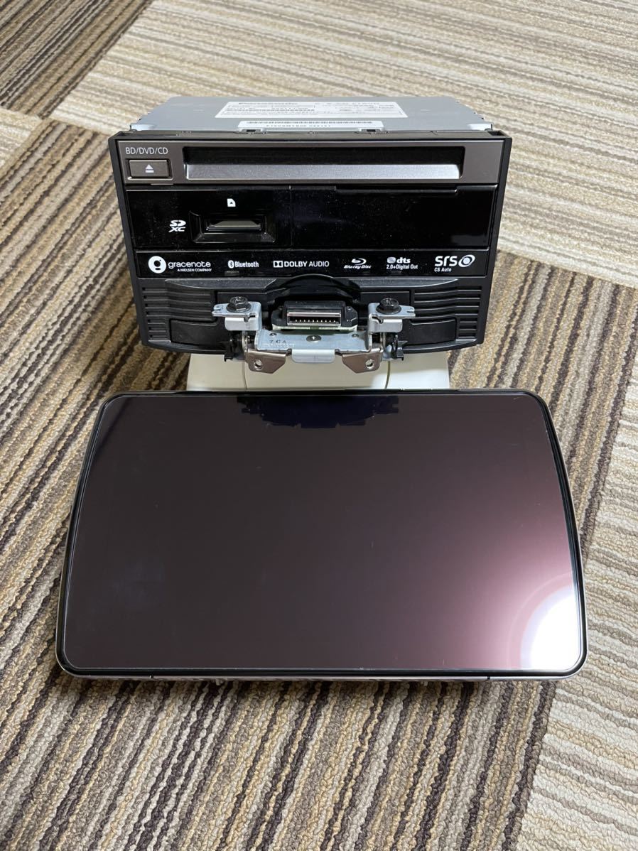 パナソニックナビ ストラーダ CN-F1DVD(9インチフローティング） 品