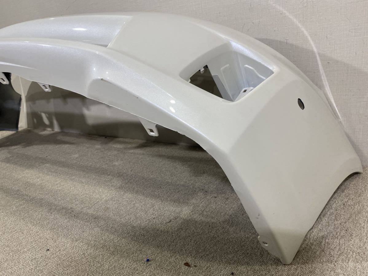 ZVW30 前期 プリウス 純正 フロントバンパー (070 ホワイトパール