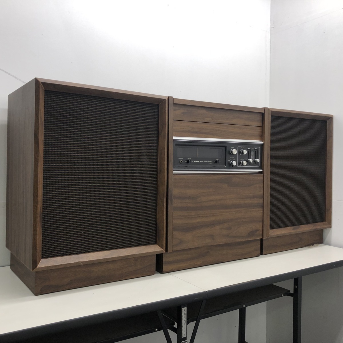 ◆ 昭和 レトロ SHARP シャープ GS-5630D レコードプレイヤー ラジオ 通電OK ジャンク扱い 動作不明