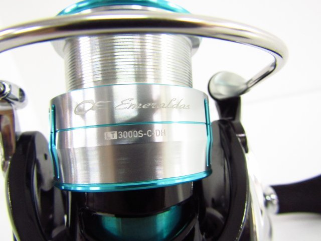DAIWA 19 Emeraldas LT3000S-C-DH リール▽A9288 リール Daiwa 19