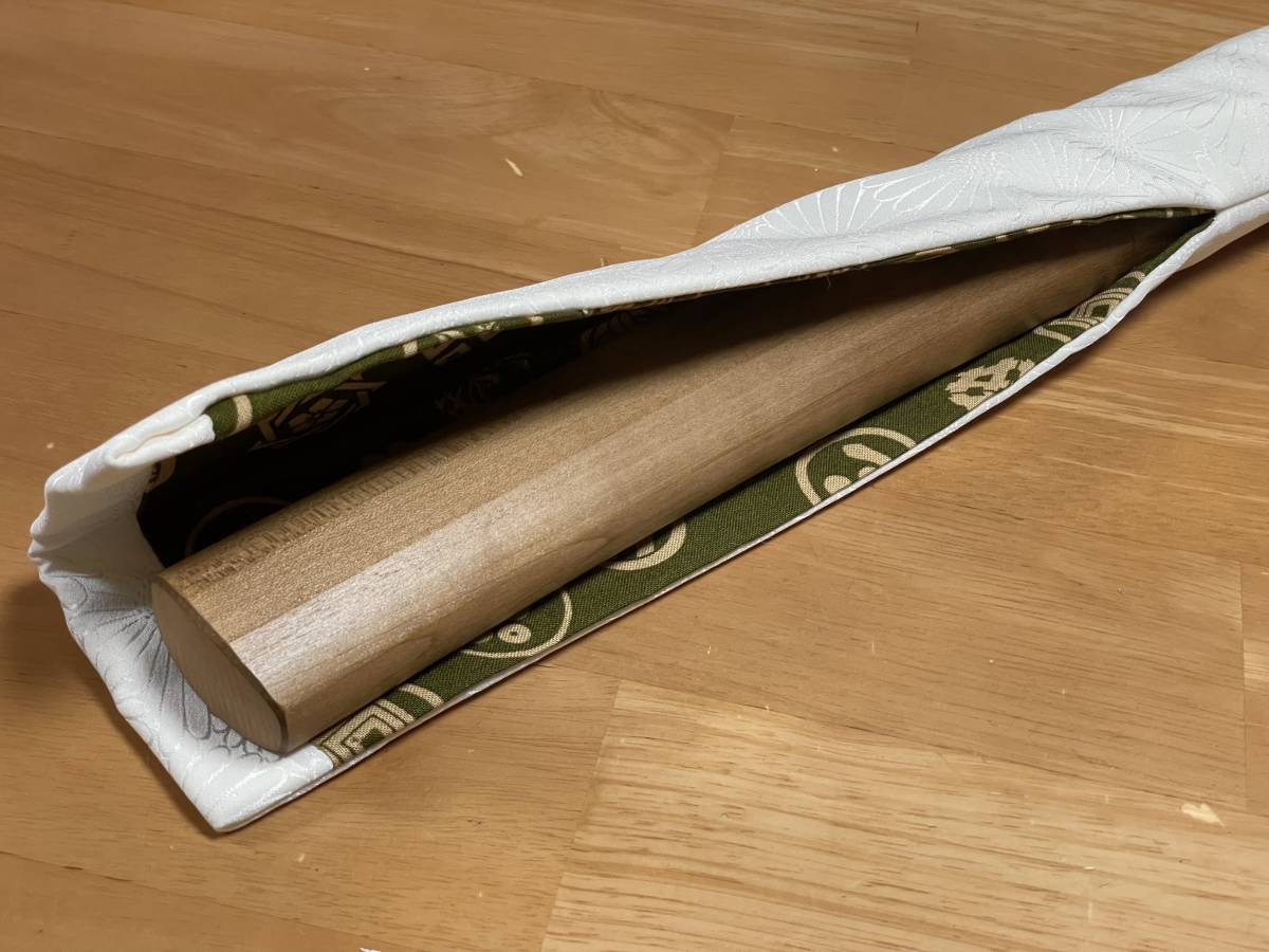 スリムフィット白鞘袋】太刀・大刀向け 130cm 正絹 菊の模様 緑の家紋