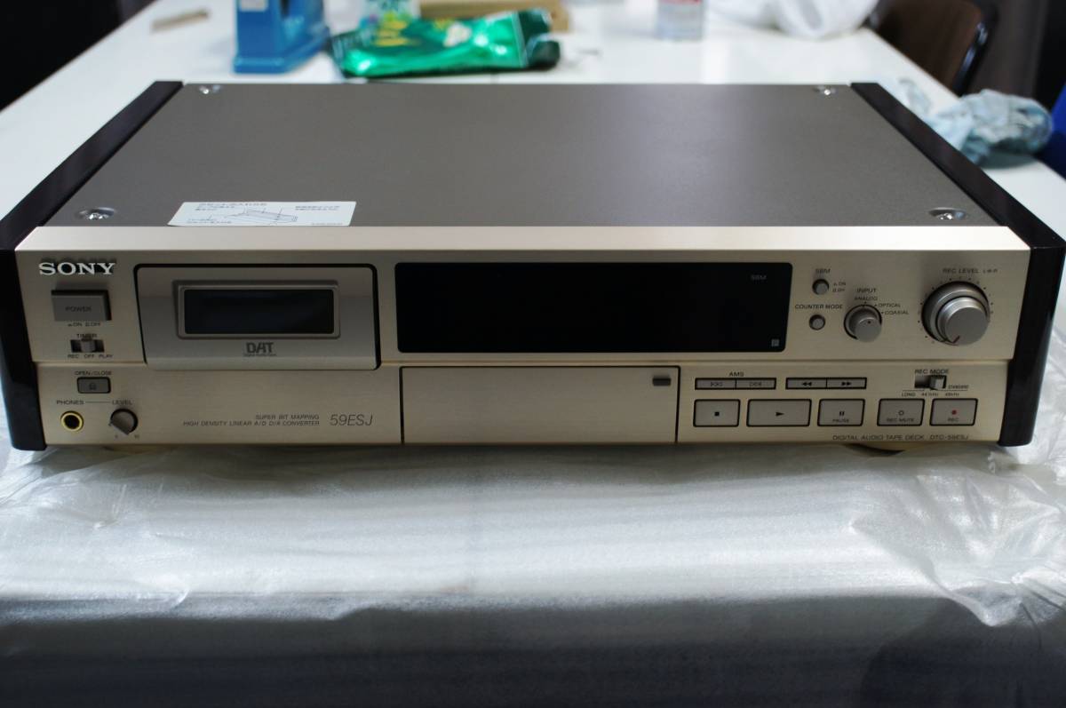 大人気，定番人気 SONY ソニー DATデッキ DTC-59ESJ 動作確認済